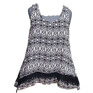 Paper Crane Women's Black and White Sleeveless Lace Peplum Blouse Size Small